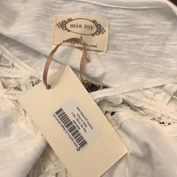 NWT Mia Joy by Joyfolie long sleeved Lace Inset Top Tee Blouse S NEW - Picture 5 of 7